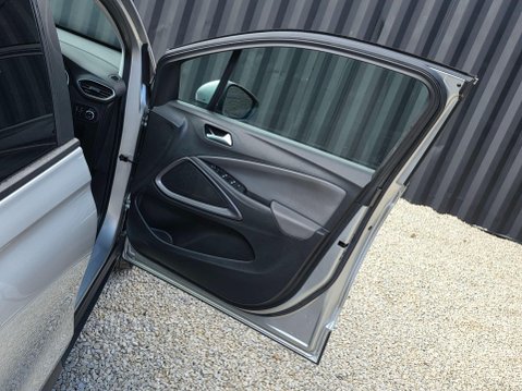 Vauxhall Crossland X 1.2 Elite Euro 6 5dr 31