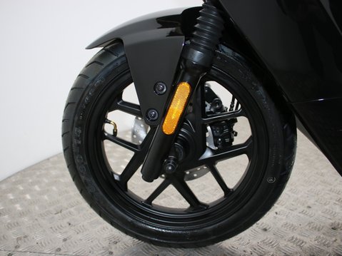 Niu NQI GTS Standard Range NQi GTS Standard Range 125cc 18