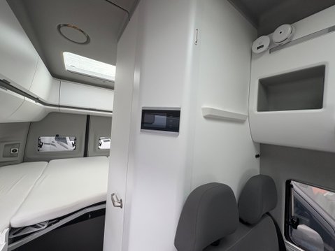 Volkswagen Grand California 17