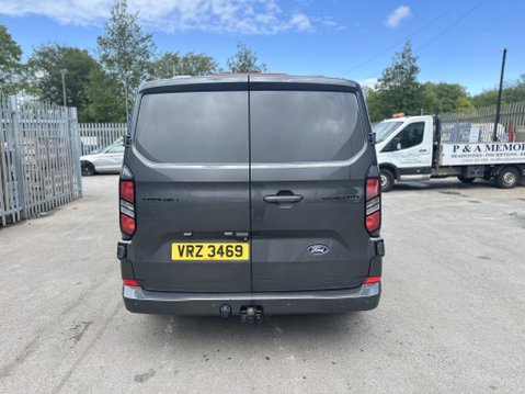 Ford Transit Custom 280 LIMITED L1H1 P/V ECOBLUE FULL FORD HISTORY 4