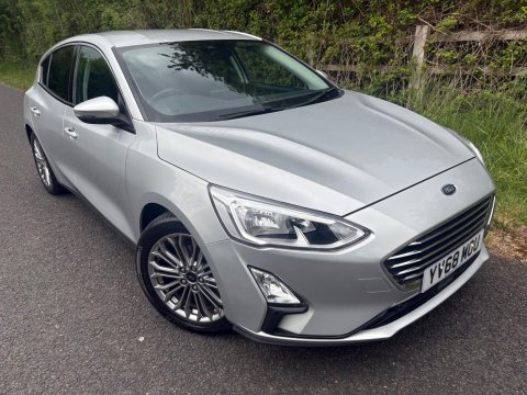 Ford Focus TITANIUM X 1