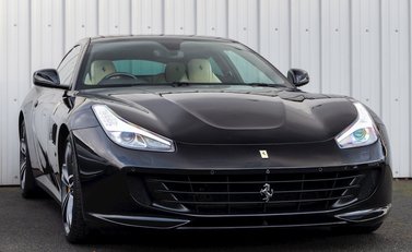 Ferrari GTC4 Lusso 1