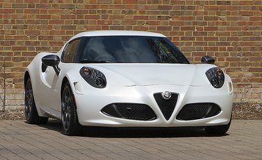 Alfa Romeo 4C Launch Edition 1