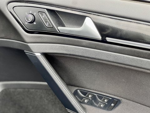 Volkswagen Golf 1.4 TSI BlueMotion Tech Match DSG Euro 5 (s/s) 5dr 22