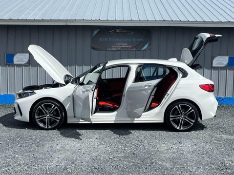 BMW 1 Series 1.5 118i M Sport Euro 6 (s/s) 5dr 3