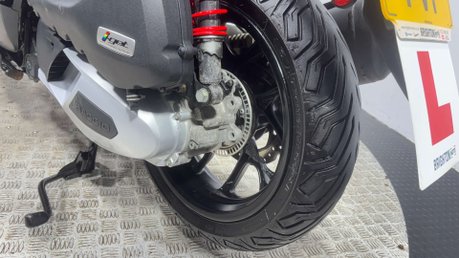 Piaggio Medley 2023 ONLY 4K 125CC LEARNER SCOOTER 15 BHP NEW MOT WARRANTY 8