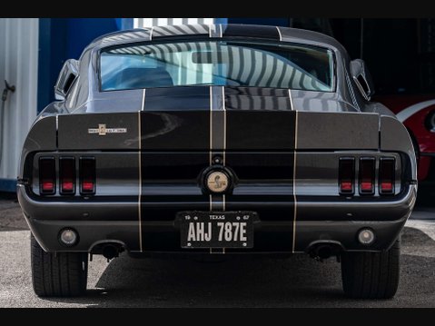 Ford Mustang Shelby GT350 Restomod 42