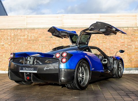 Pagani Huayra 7