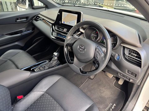 Toyota C-HR EXCEL 13