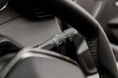Peugeot 208 PURETECH ALLURE S/S 17