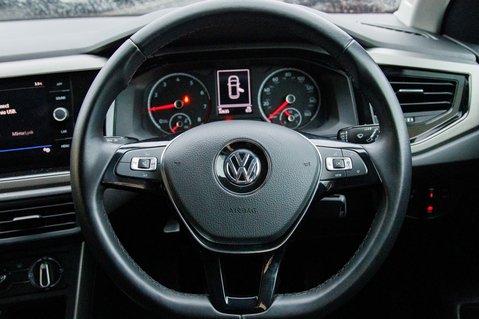 Volkswagen Polo MATCH TSI 21