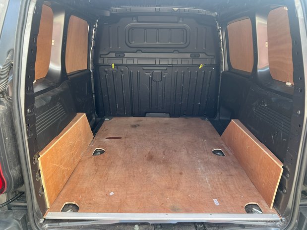 Citroen Berlingo SWB L1H1 Low Roof Enterprise Professional Ply Sensors EURO 6 NO VAT 9