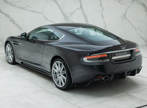 Aston Martin DBS V12 13