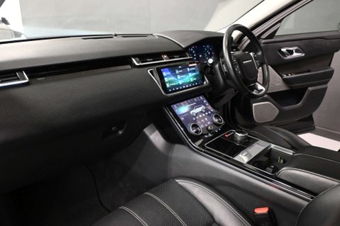 Land Rover Range Rover Velar 3.0 Range Rover Velar SE D300 Auto 4WD 5dr 4