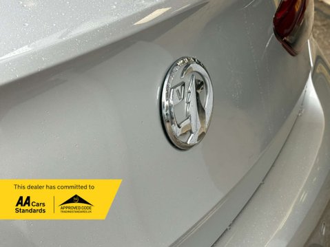 Vauxhall Insignia 1.5 Insignia Design TD 5dr 27