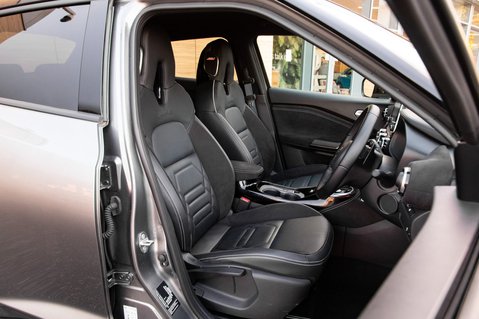 Nissan Juke DIG-T TEKNA PLUS DCT 31