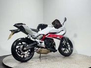 Hyosung GD 2016 ONLY 1K VERY CLEAN LIGHT WEIGHT SPORTS BIKE 250CC NEW MOT 3