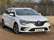 Renault Megane ICONIC E-TECH 1