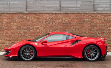 Ferrari 488 Pista 2