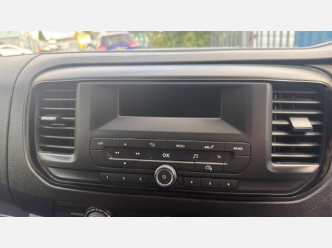 Vauxhall Vivaro 2.0 Turbo D 3100 Edition L2 H1 Euro 6 (s/s) 5dr 18