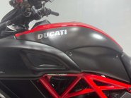 Ducati Diavel 1198 CARBON EDITION 24K 1 OWNER JUST SERVICED MOT APRIL 2027 51