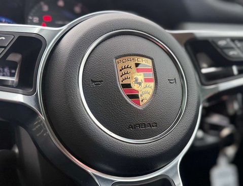 Porsche Macan 3.0 Macan S Semi-Auto 4WD 5dr 22