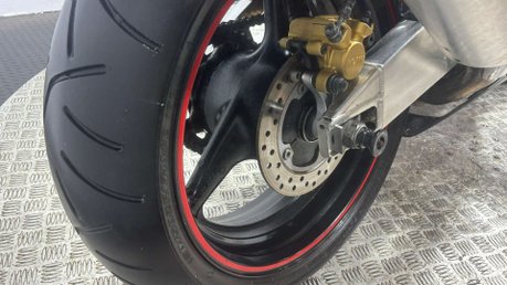 Honda CBR CBR929 2000 ONLY 19K NEW MOT CLASSIC SPORTS BIKE 38