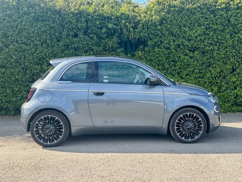 Fiat 500e La Prima 42kWh Hatchback 3dr Electric Auto (118 ps) 40