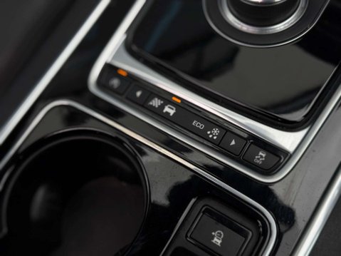 Jaguar XE 2.0d R-Sport Auto AWD Euro 6 (s/s) 4dr 88