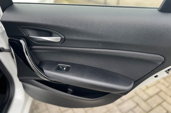 BMW 1 Series 116D SPORT 19