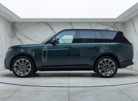 Land Rover Range Rover P530 SV 5