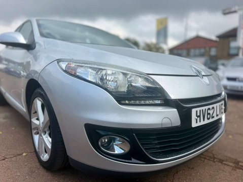 Renault Megane 1.6 16V Dynamique TomTom Hatchback 5dr Petrol Manual Euro 5 (110 ps) 7