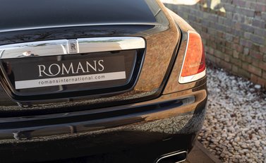 Rolls-Royce Wraith 'Inspired By British Music' Ronnie Wood 30