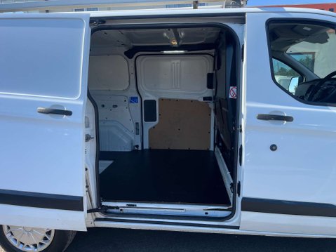 Ford Transit Custom 2.0 Transit Custom 320 Base 30