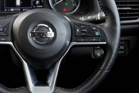 Nissan LEAF TEKNA 21