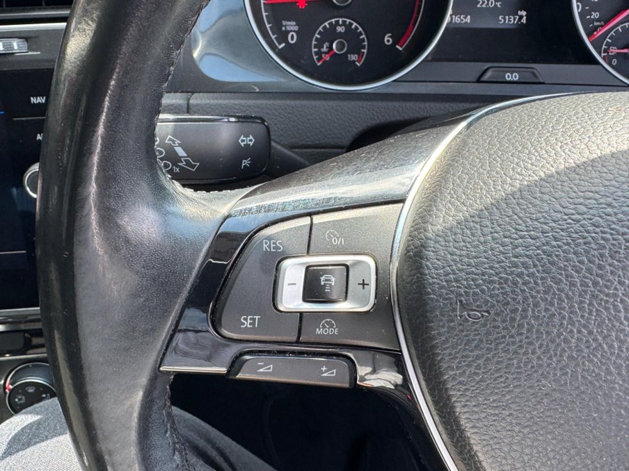2017 Volkswagen Golf — image 23