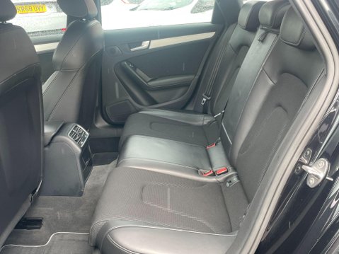 Audi A4 2.0 TDI S line Euro 5 (s/s) 5dr 20
