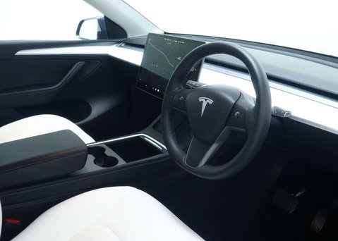 Tesla Model Y (Dual Motor) Long Range SUV 5dr Electric Auto 4WDE (384 bhp) 37