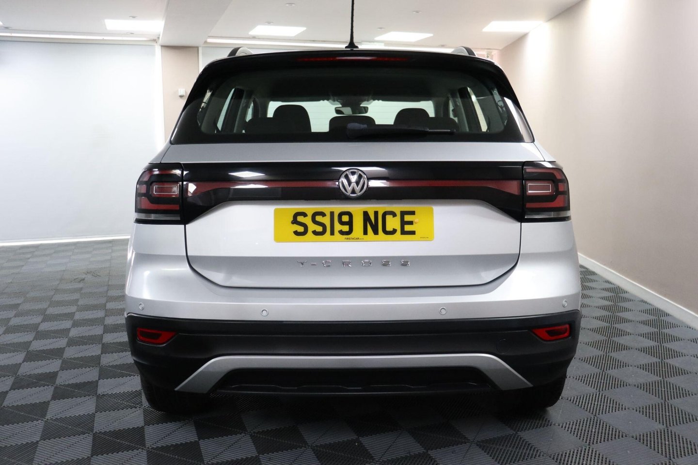 2019 Volkswagen T-Cross — image 7
