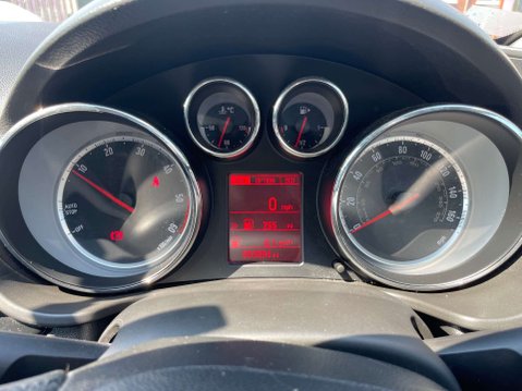 Vauxhall Insignia 2.0 Insignia SRi CDTi ecoFLEX S/S 5dr 45