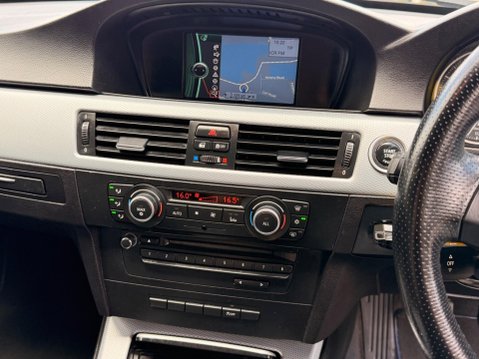 BMW 3 Series 2.0 320d Sport Plus Edition Touring Euro 5 (s/s) 5dr 19