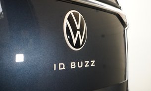 Volkswagen Id.Buzz Style 21" Bromberg Alloys Starlight Blue Adaptive Cruise Rev Cam One Owner  12