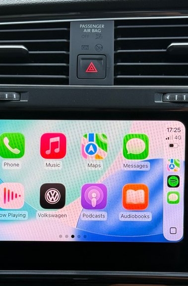 Volkswagen Golf MATCH TDI DSG - VAT Q - APPLE CAR PLAY -ADAPTIVE CRUISE -ROOFBARS 