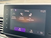 Renault Trafic LWB L2H1 Low Roof LL30 Extra Air Con Alloys Nav Sensors 41