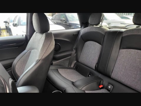 Mini Hatch COOPER S LEVEL 2 19