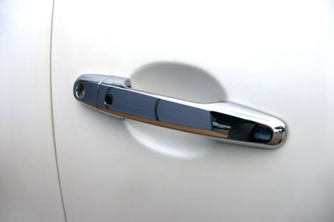 Mitsubishi L200 2.4 L200 Warrior DI-D Auto 4WD 24