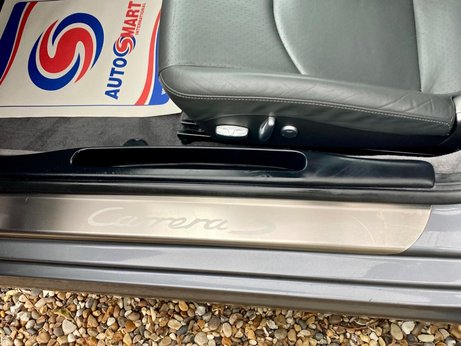 Porsche 911 3.8 997 Carrera S Coupe 2dr Petrol Tiptronic S (280 g/km, 350 bhp) 12