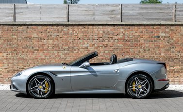 Ferrari California T 2
