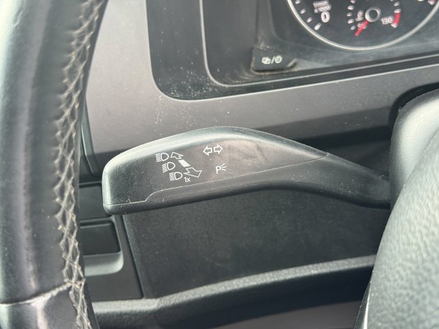 Volkswagen Transporter AUTO SWB [SOLD KH] L1H1 SPORTlINE T32 Air Con Nav Sensors EURO 6 NO VAT DSG 20