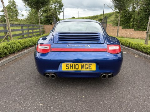 Porsche 911 CARRERA 4S 11